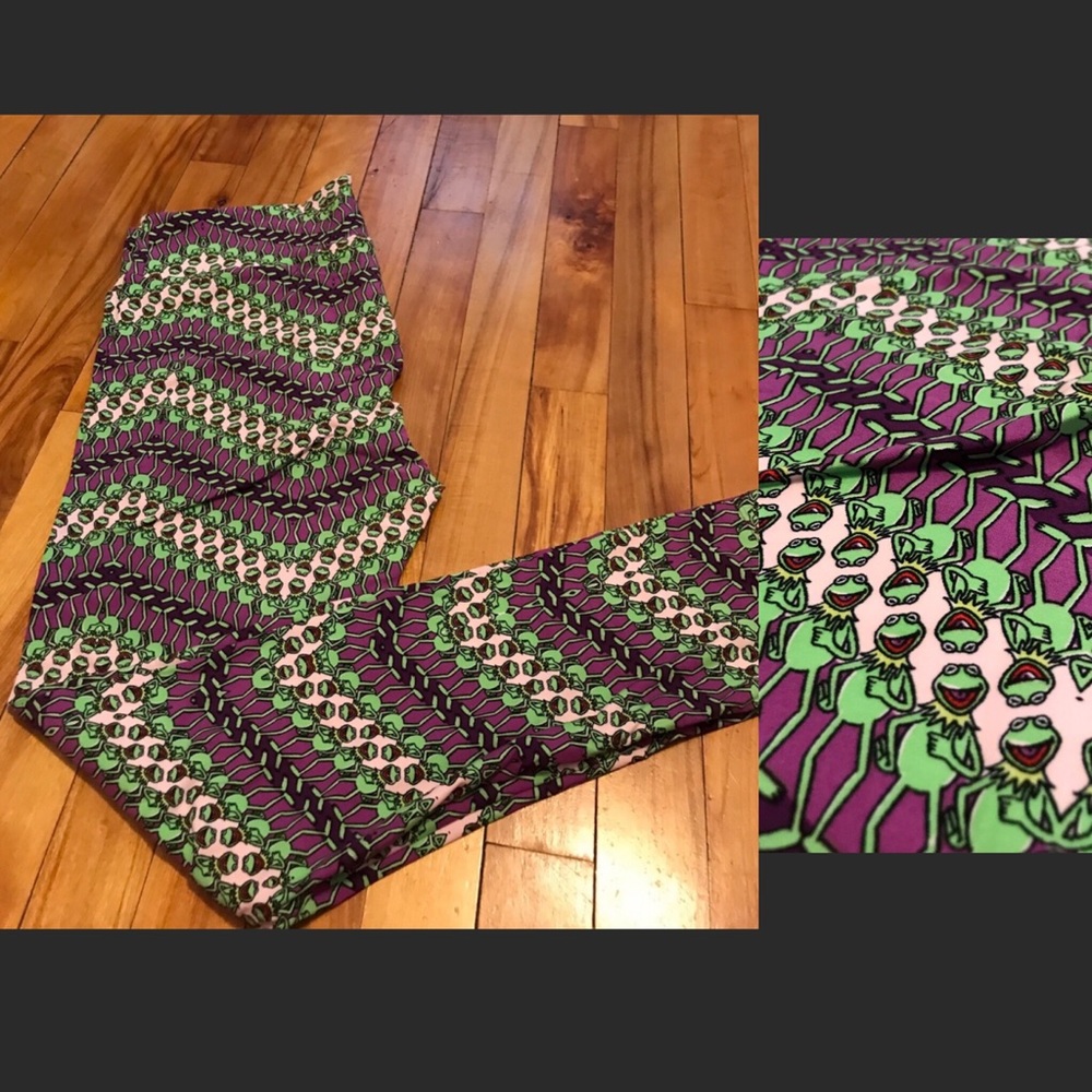 NWT Kermit Chevron Leggings